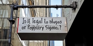 物业贴曝光照片合法吗？